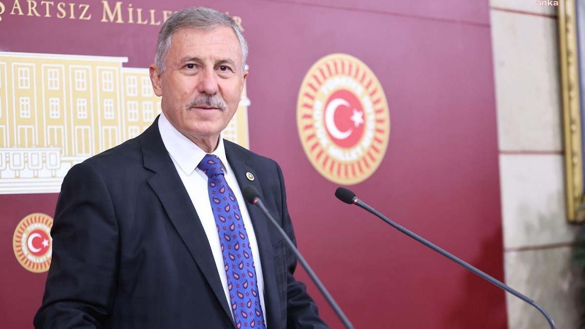 Özdağ: Siber Güvenlik Kanunu'yla hedef dijital alandaki özgürlükler