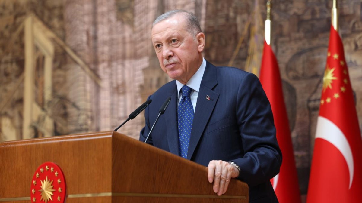 Erdoğan: İç cephemizde gedik açılmasına eyvallah diyemeyiz