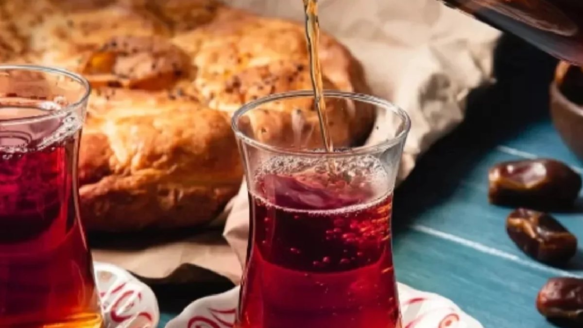 İftarın peşine çay içiyorsanız yandınız! Uzmanlar uyarıyor: Keyfiniz başınıza dert açmasın…