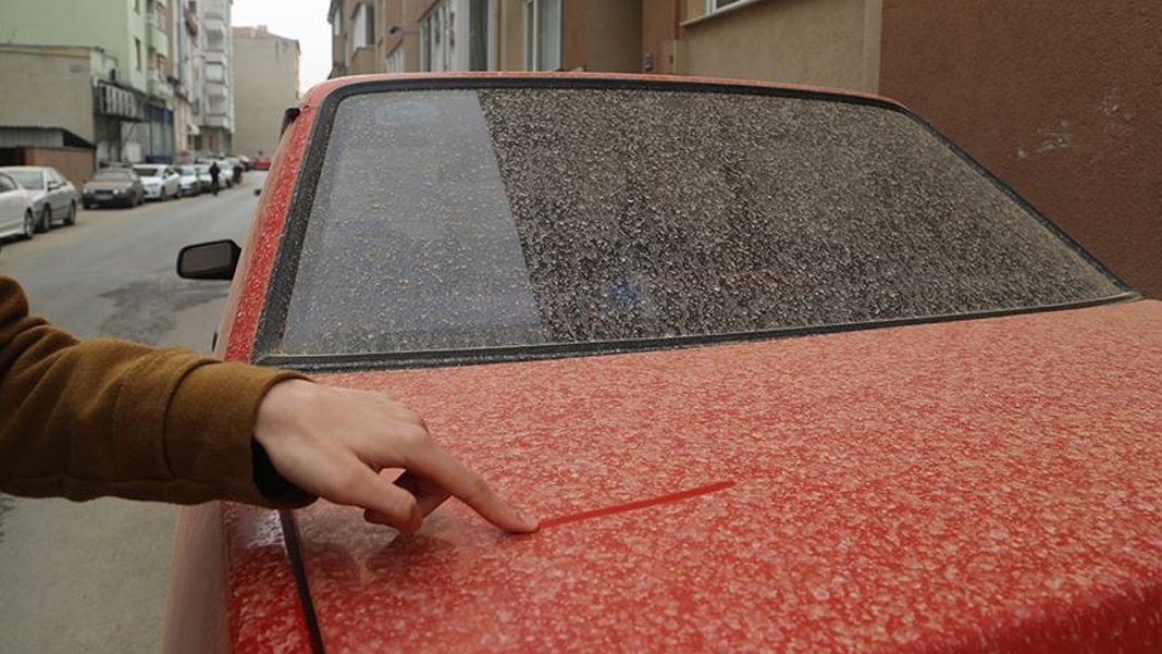 Uzmanlardan bir haftalık alarm: Çöl tozları İstanbul’u kaplayacak