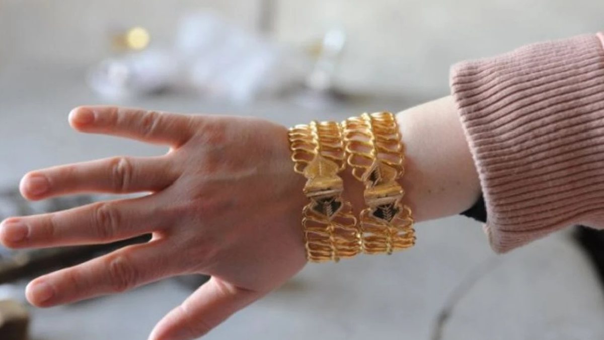 2025 Ajda bileziği unutturacak! Bu model herkesin favorisi olacak, kimse kolundan çıkarmayacak...