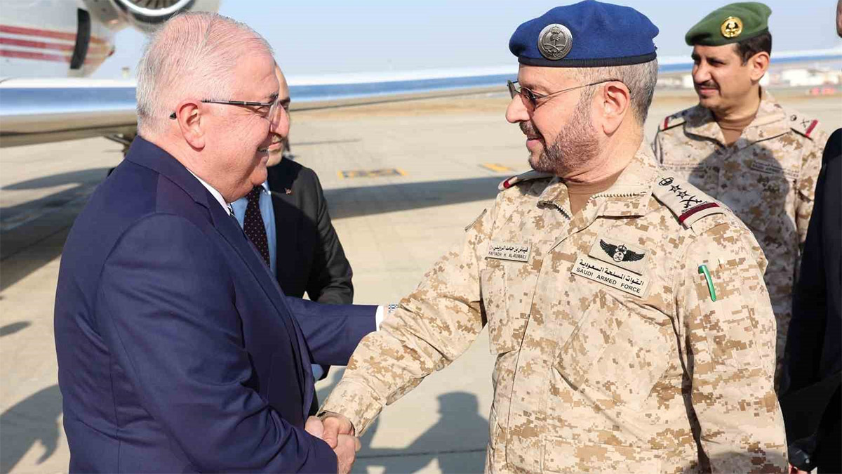 Bakan Güler, Suudi Arabistan'da