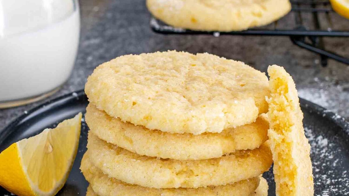 Kokusunu duyan kapıyı çalacak! Mis gibi kokusuyla en huzurlu zamanları hatırlatıyor: Limonlu kurabiye tarifi