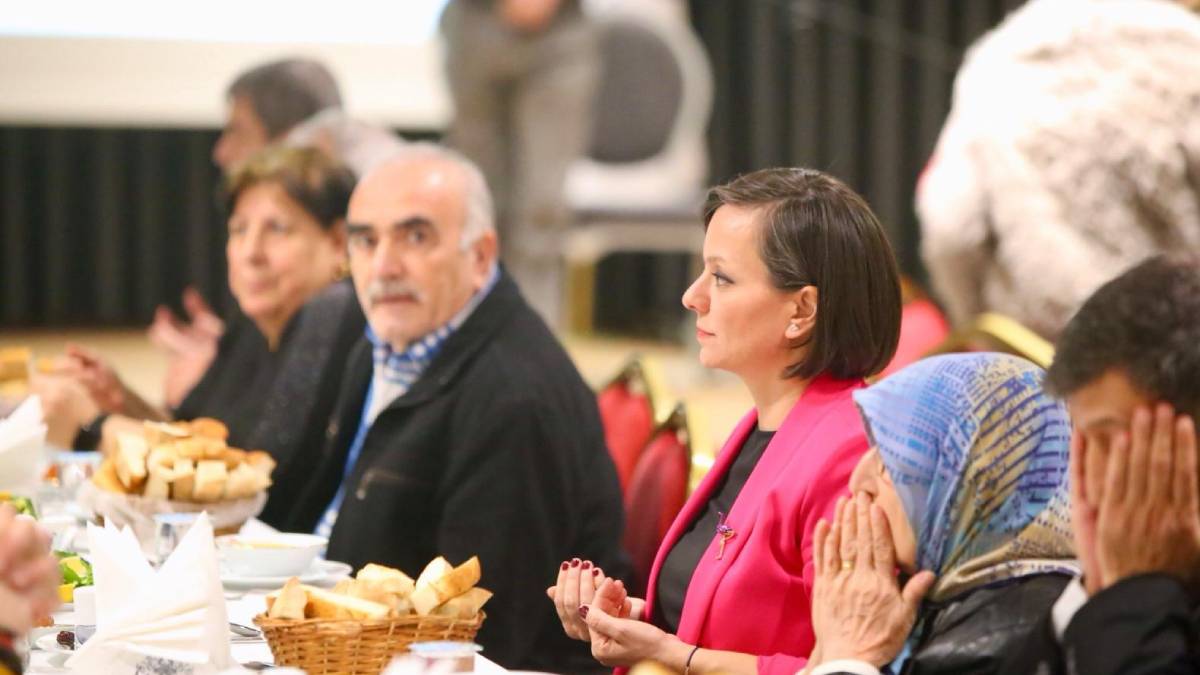 Karabağlar’da şehit aileleri ve gazilerle dayanışma iftarı