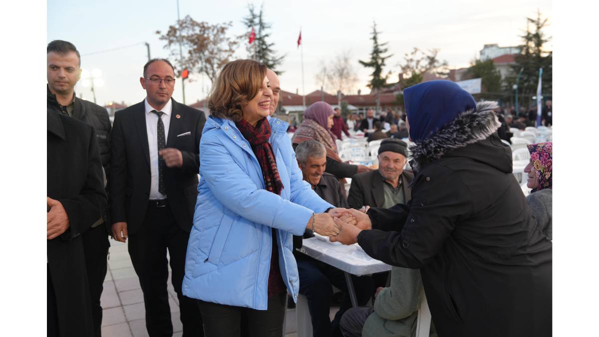 “Dayanışmanın ruhunu iftar sofralarımızda yaşıyoruz”