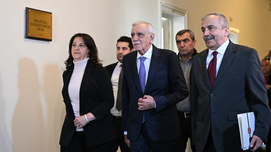 DEM Parti heyetinden Erdoğan ile görüşme talebi