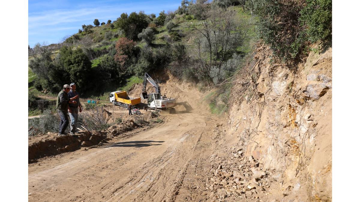Yıllardır süregelen yol çilesi çözüme kavuştu... Yöre halkının yaşam konforu yükseldi
