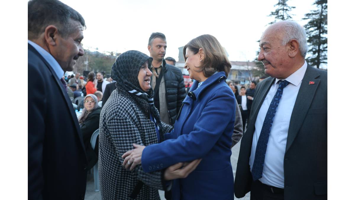 Büyükşehir iftar sofraları gönülleri ısıtıyor