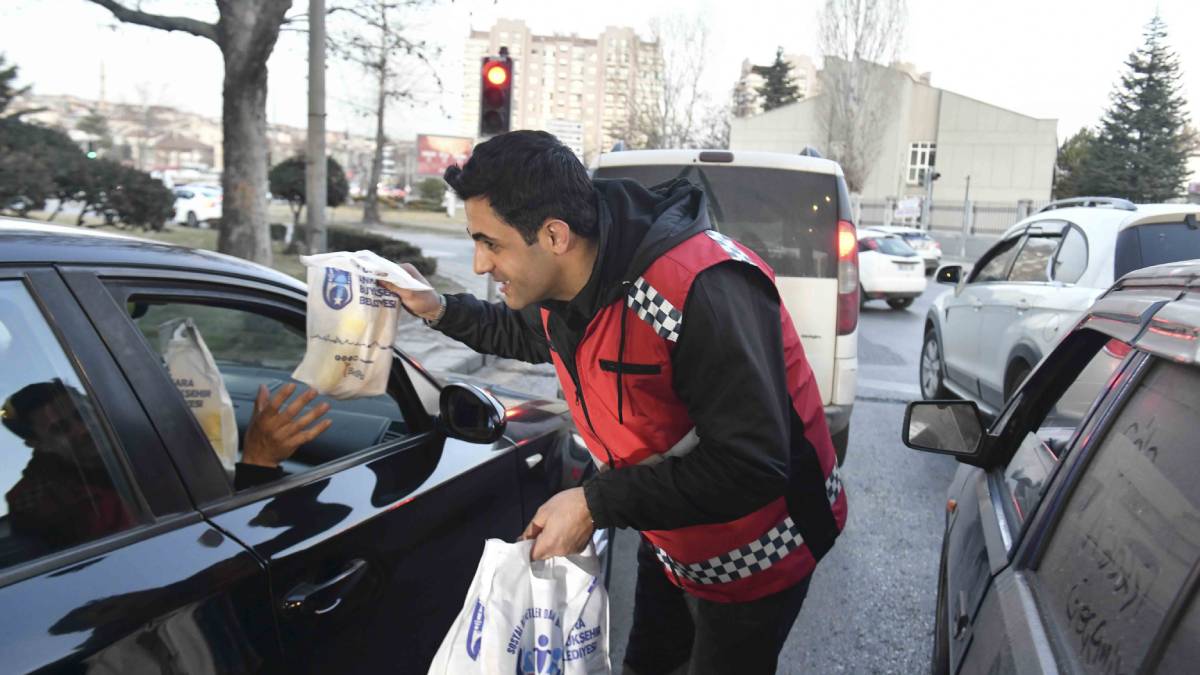 O büyükşehir belediyesinden oruçlu vatandaşlara tam destek! Bu yöntemle vatandaş iftarını kolay yapacak