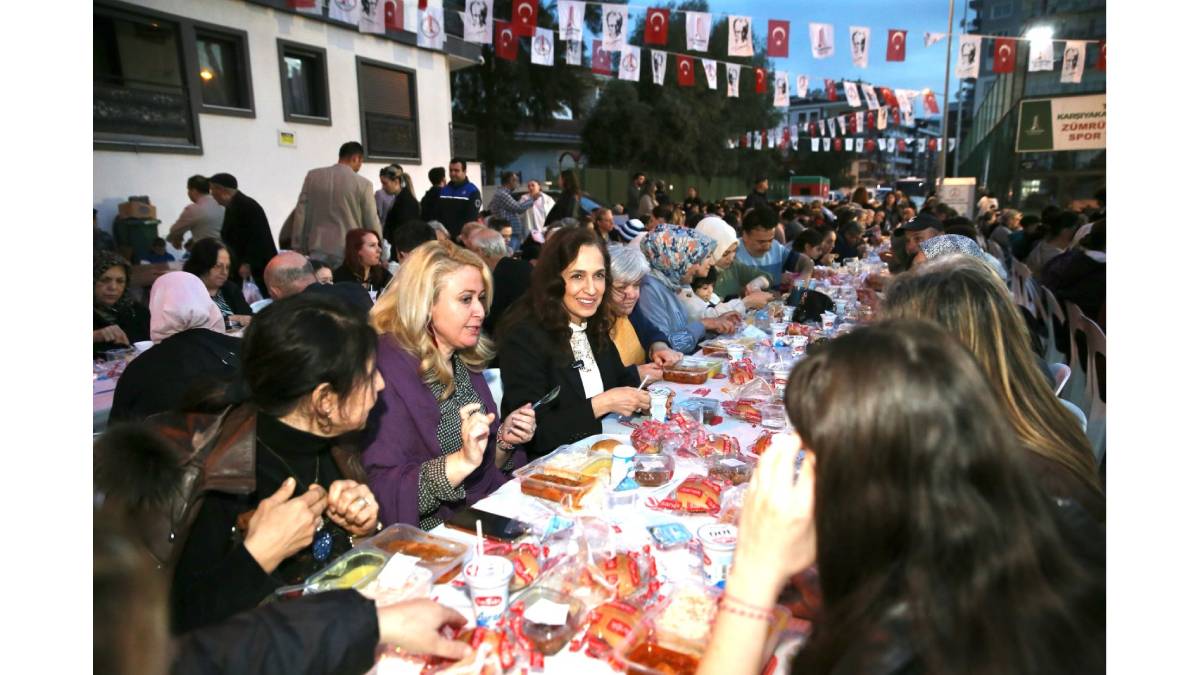 Karşıyaka’da iftar dayanışması
