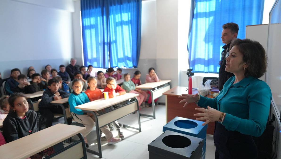 Öğrencilere çevre eğitimleri sürüyor