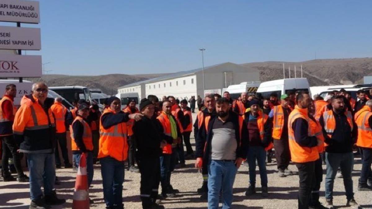 İşçiler zam beklerken maaşlar eksik yattı: YHT şantiyesinde iş bırakma eylemi