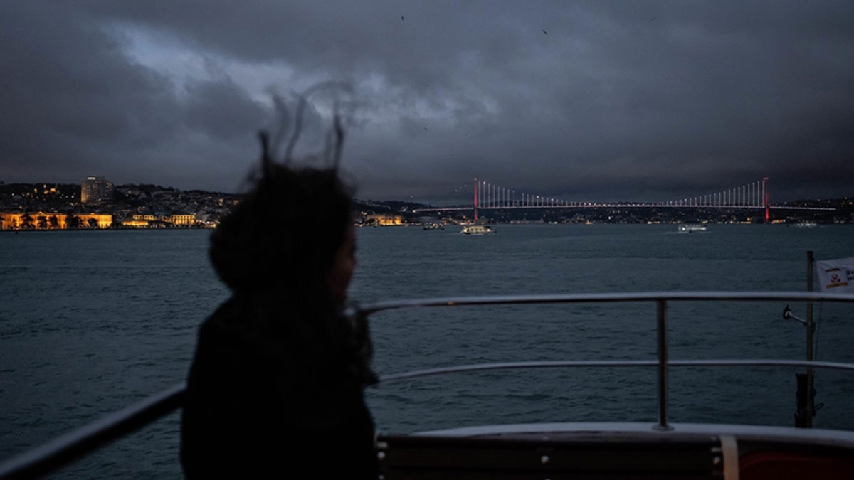 AKOM uyardı: İstanbul'a kış geri geliyor