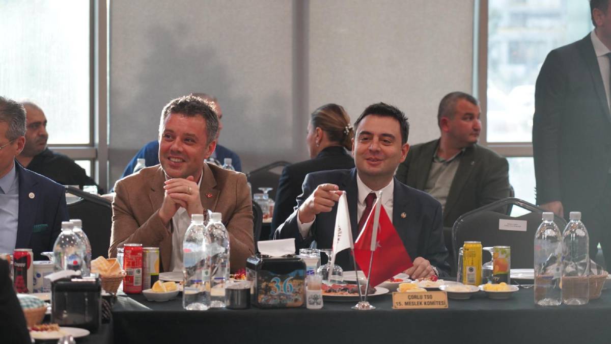 Başkan Sarıkurt, Çorlu TSO Meslek Komiteleri toplantısına katıldı