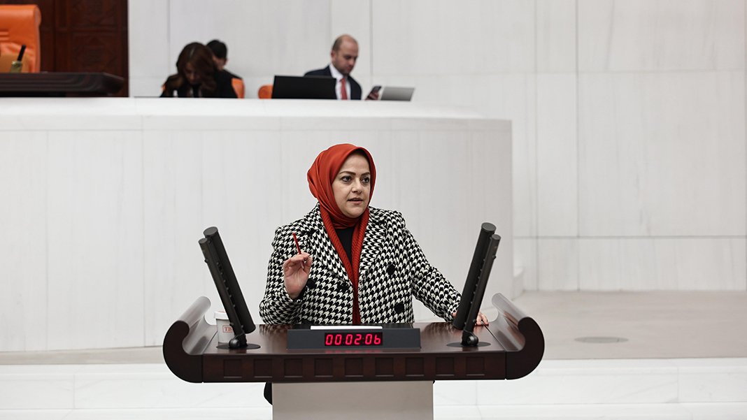 Gelecek Partili Ün'den yasadışı bahis tepkisi: Bitirmek istiyorsanız çekin şu elektronik para şirketlerinin fişini