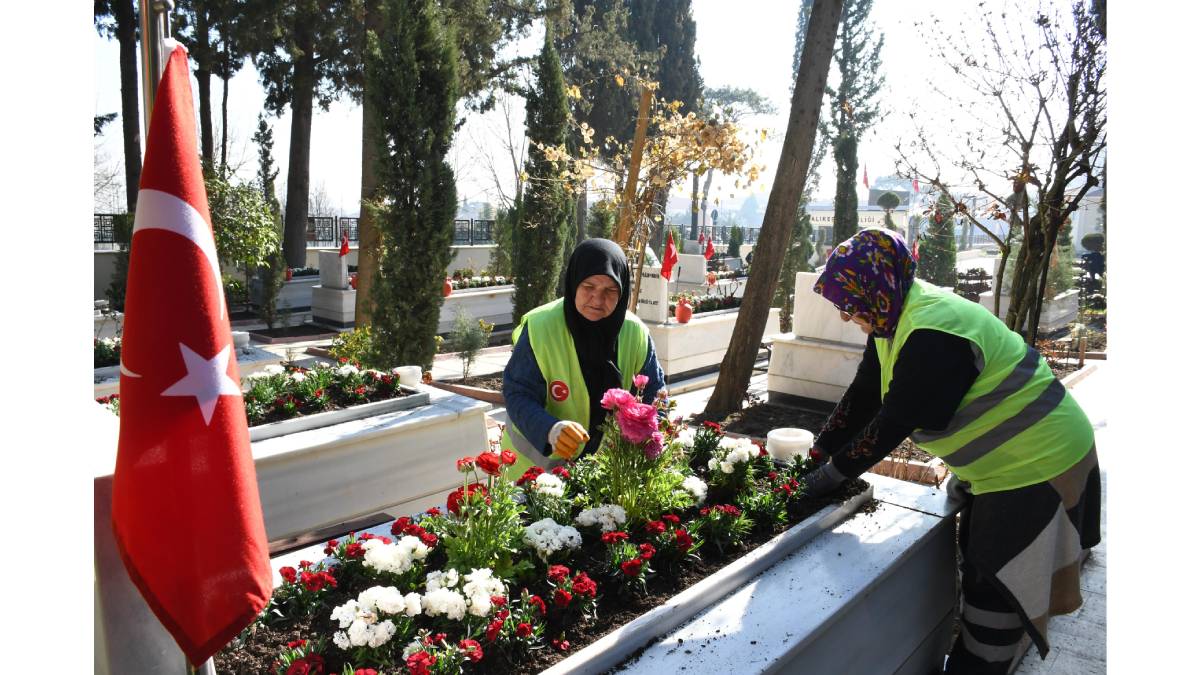Büyükşehir’den şehitlere vefa