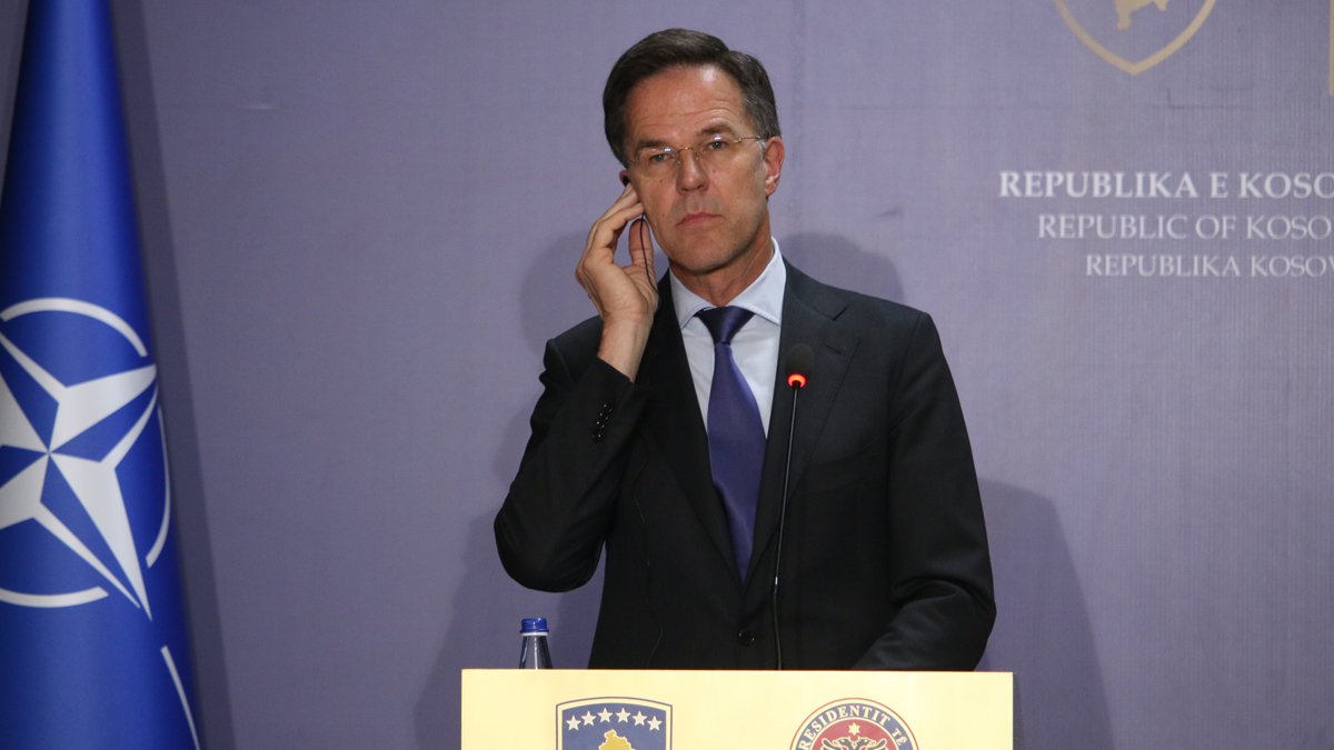 Rutte: Ukrayna güvenlik garantilerine NATO’nun dahil olması zor