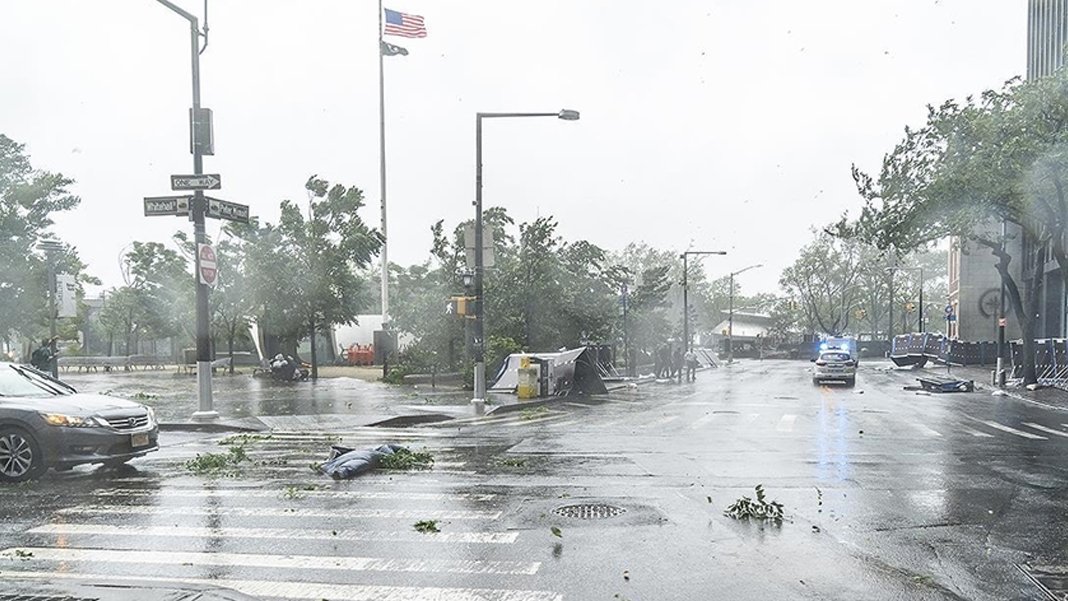 ABD'yi fırtına vurdu: Ölü sayısı 33’e yükseldi