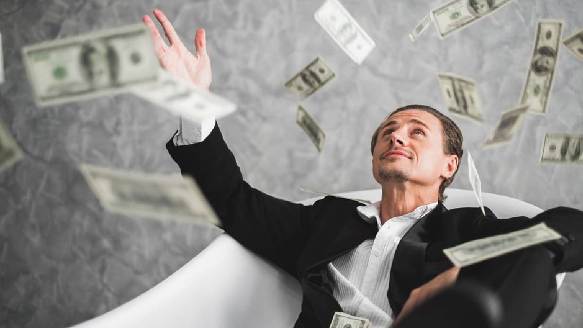 Araştırma: Zenginleştikçe bilgelik azalıyor