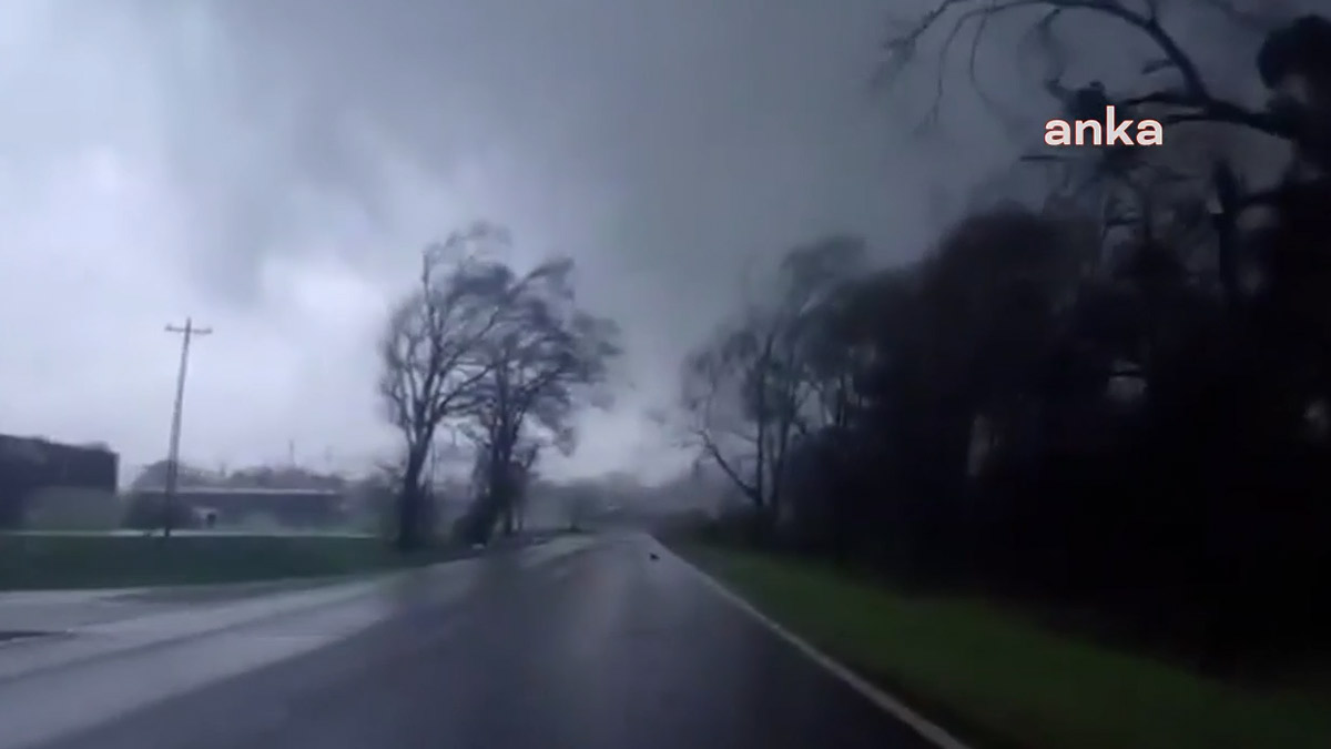 ABD’nin güneyini şiddetli hortumlar vurdu: En az 34 ölü...