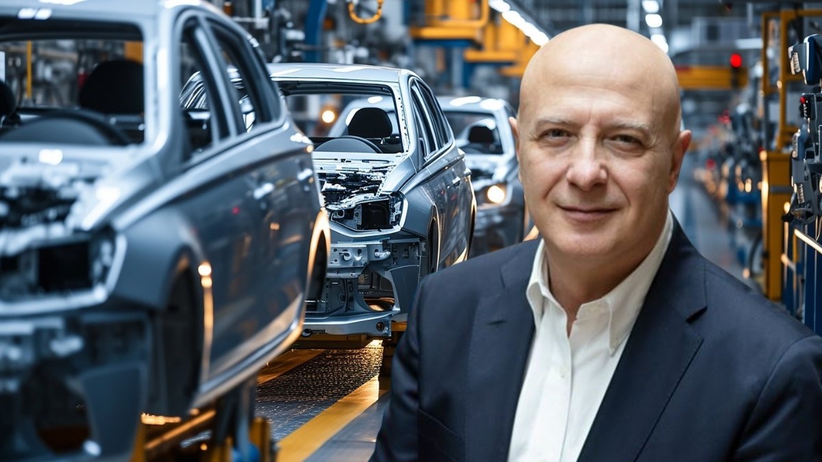 Türk otomotiv sektöründe şok düşüş! Renault Türkiye'nin eski CEO'su uyardı: "Yokuş aşağı iniş başladı"