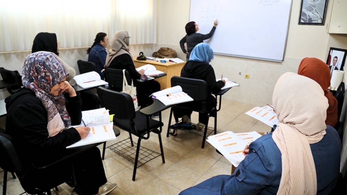 Gönüllü öğretmenlerden eğitim seferberliği! Kadınlar artık kimseye muhtaç olmayacak