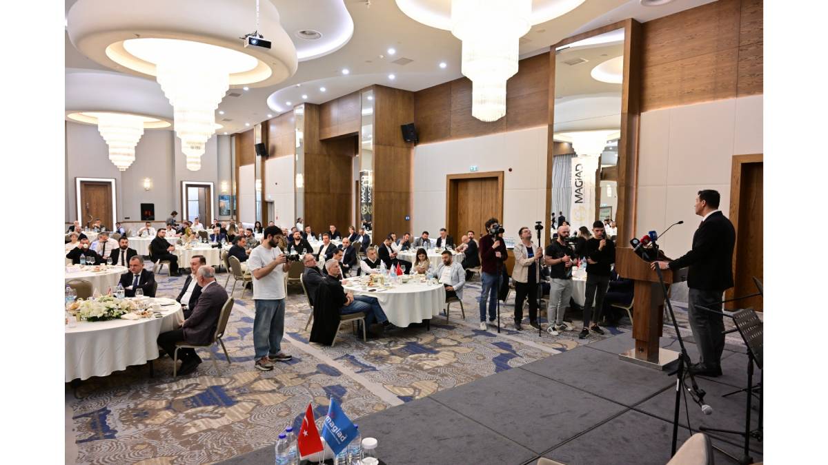 Zeyrek: “Şehrin sorunları için gelin kol kola girelim!”