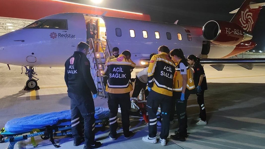 Makedonya'daki gece kulübü yangınında yaralananlar Türkiye'ye getirildi