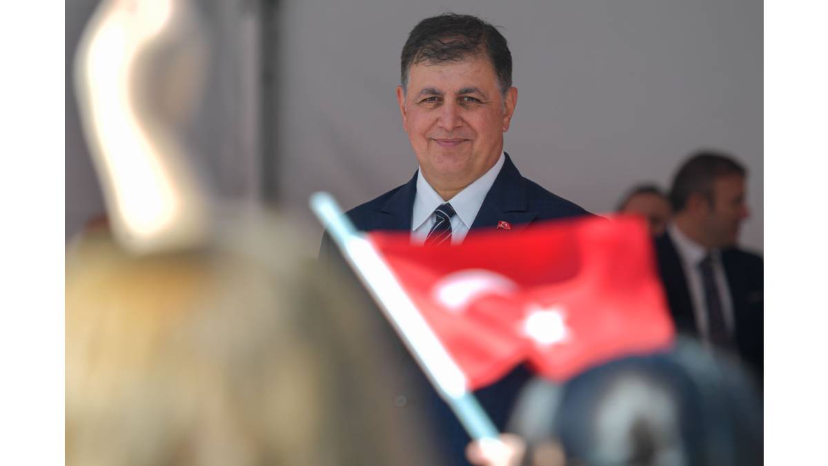 Başkan Tugay’dan Çanakkale mesajı: “110 yıllık onurumuz”