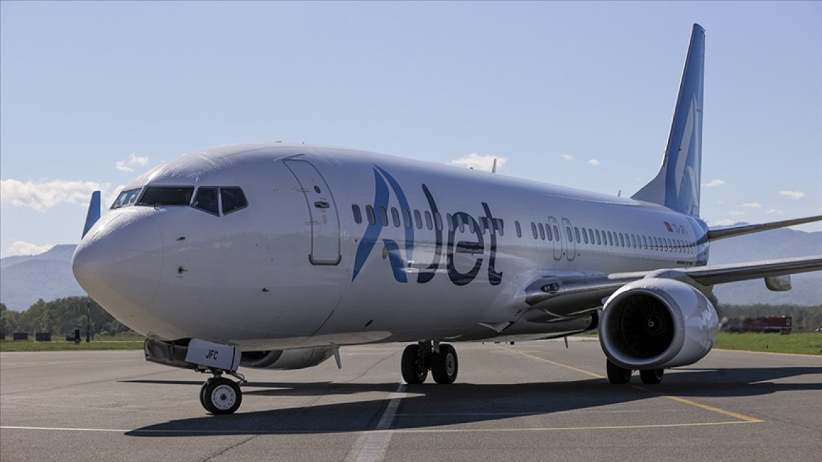 AJet'in İstanbul-St. Petersburg seferleri başladı