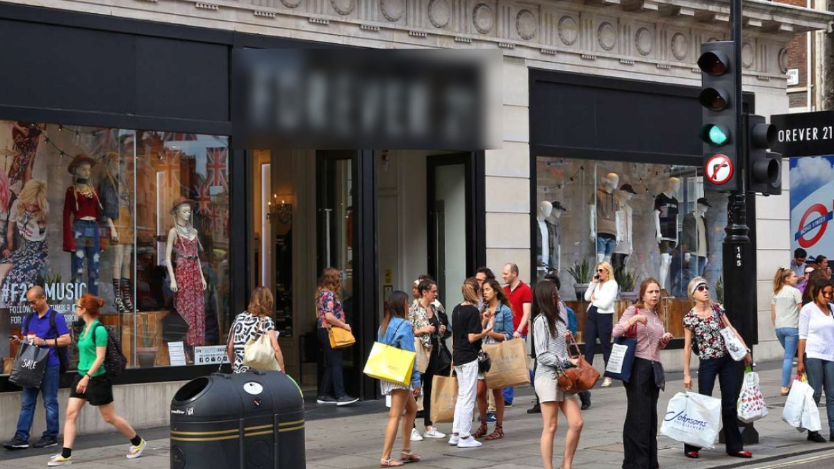 Ünlü moda devi iflas bayrağını çekti! 800 mağazası bulunuyordu