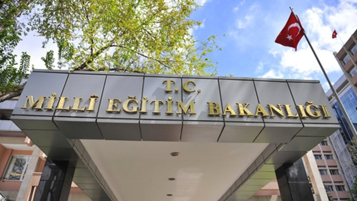 Milli Eğitim Bakanlığı'nda çalışan personel sayısı açıklandı: İşte öğretmen sayısı!