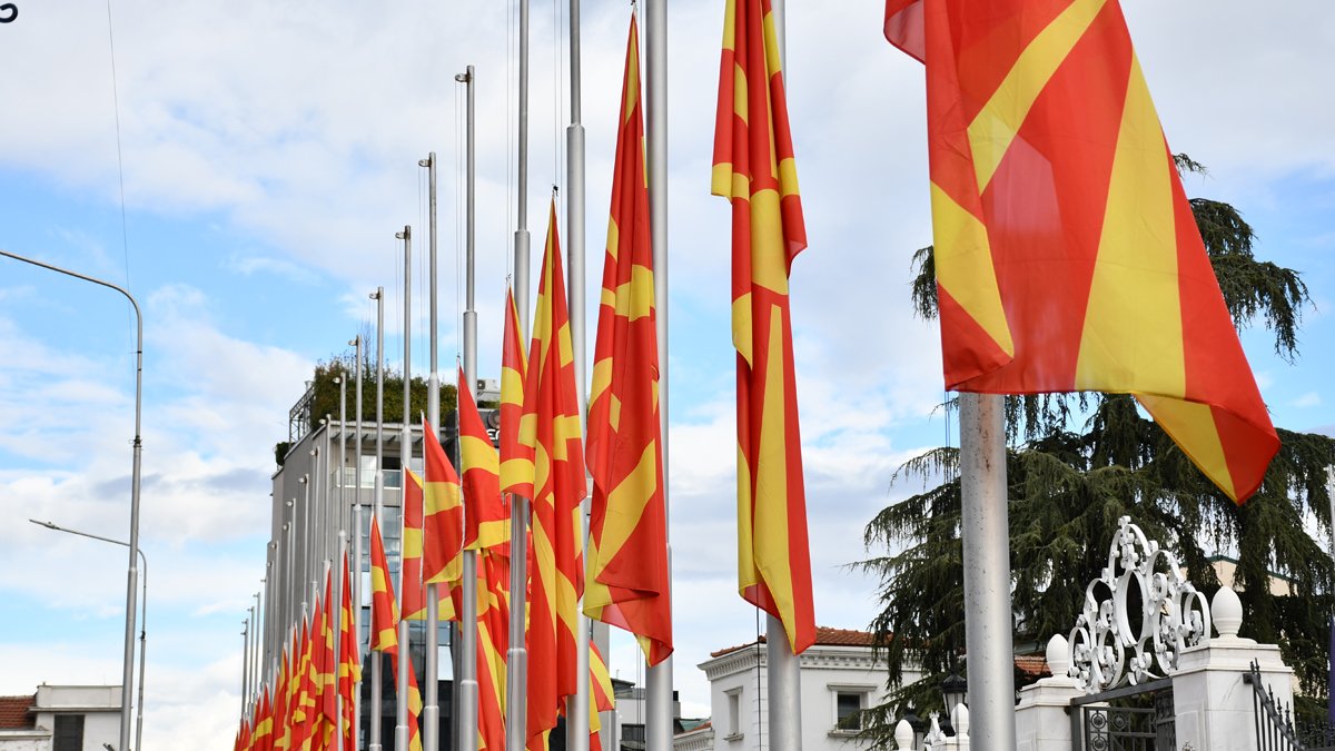 Kuzey Makedonya'da yangın faciası: Belediye Başkanı istifa etti