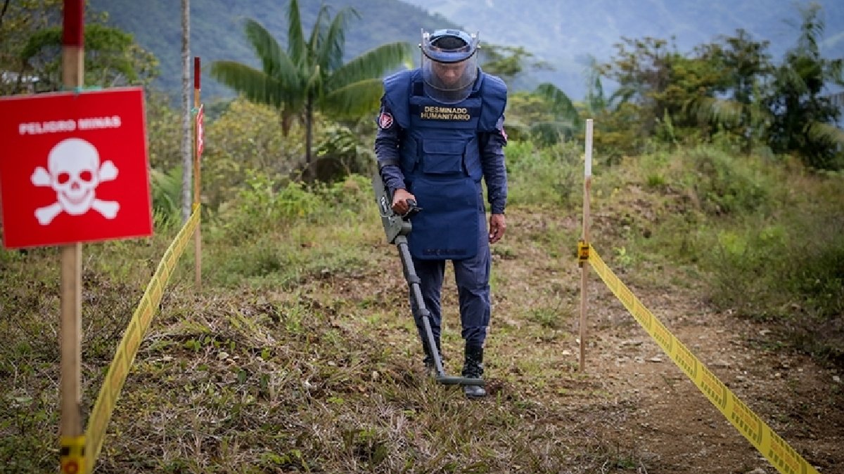Rusya’nın komşuları ‘Bölgedeki güvenlik durumları değişti’ diyor: Dört ülke mayın yasağı anlaşmasından çekilecek