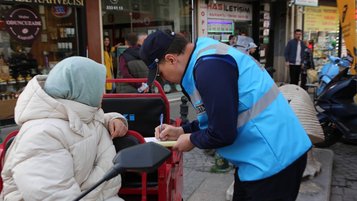 Büyükşehir zabıtadan yaya yollarında sıkı denetim