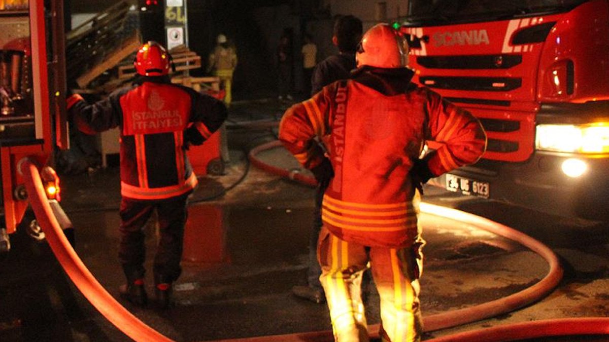 Aydın'da kahreden yangın: İtfaiye erinin eşi ve 2 çocuğu hayatını kaybetti