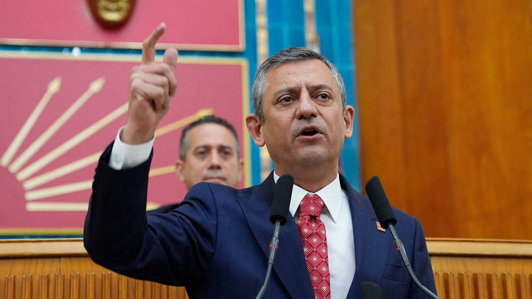 Özel, Erdoğan'a seslendi: Trump'a karşı net bir tavır al