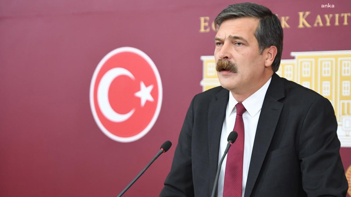 Baş: Ülkeyi darbecilerin insafına teslim etmeyeceğiz