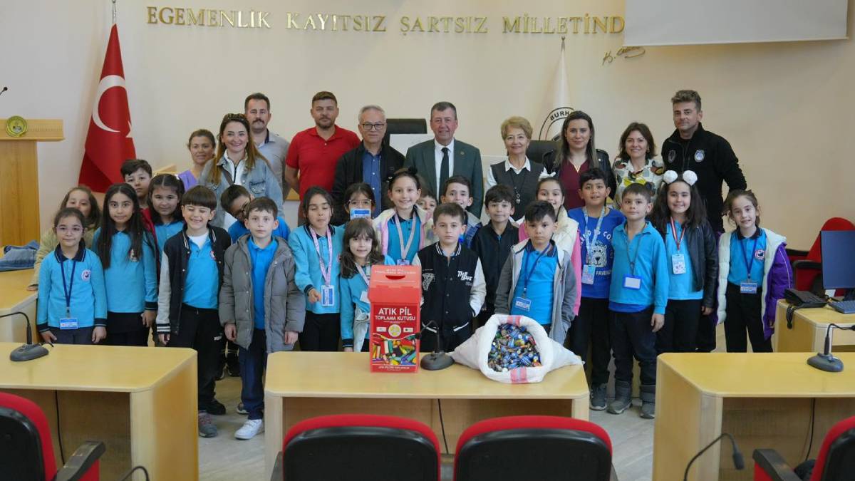 Burhaniyeli miniklerden örnek çevre duyarlılığı