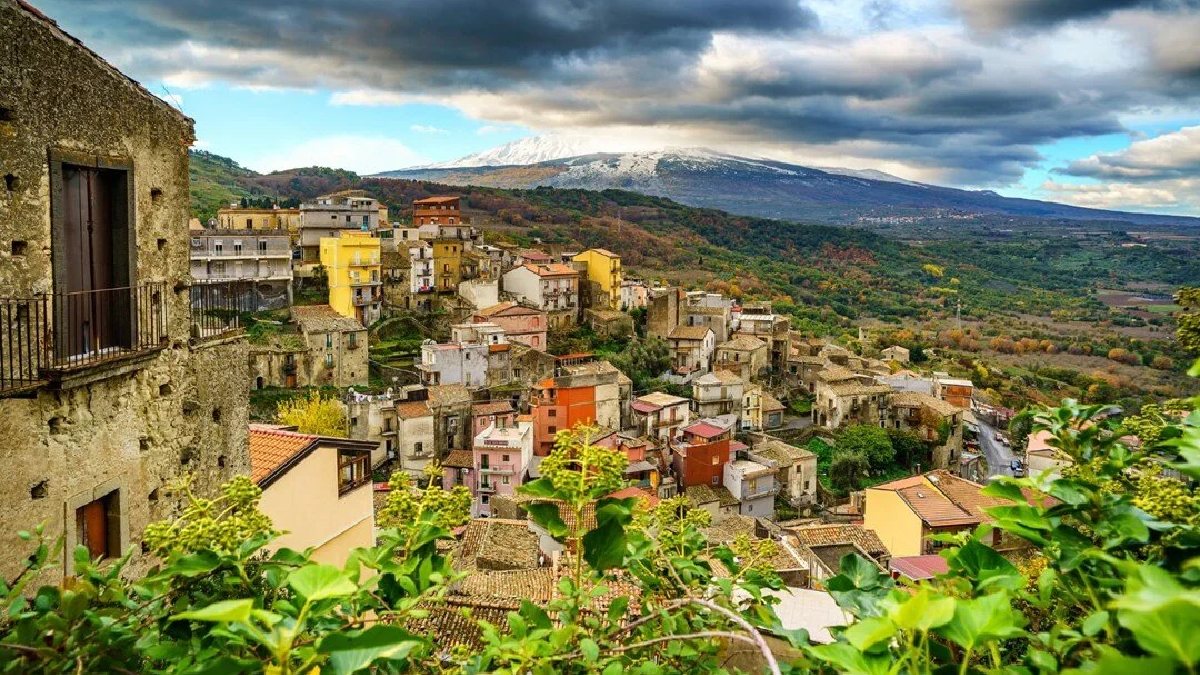 Azalan nüfus tehlikesine karşı yeni adım! Orada evler 1 Euro’dan satışa çıktı: Hayallere giden yol kolaylaştı