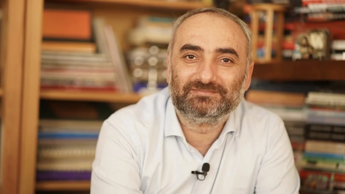 Gazeteci İsmail Saymaz adliyeye sevk edildi