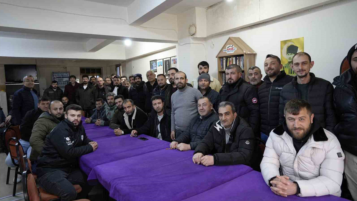 Gümüşhane’de maaşları ödenmeyen 400 maden işçisi grevde