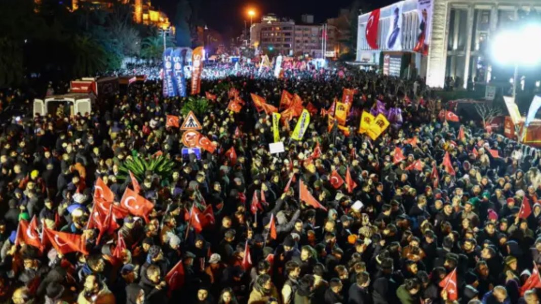 DEM Parti Saraçhane çağrısına katıldı