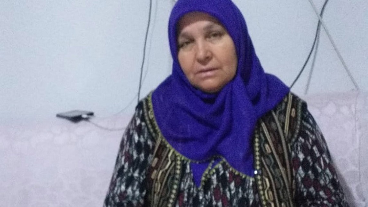 4 bilezik için vahşice katledildi! Boğazını kesip ateşe verdiler