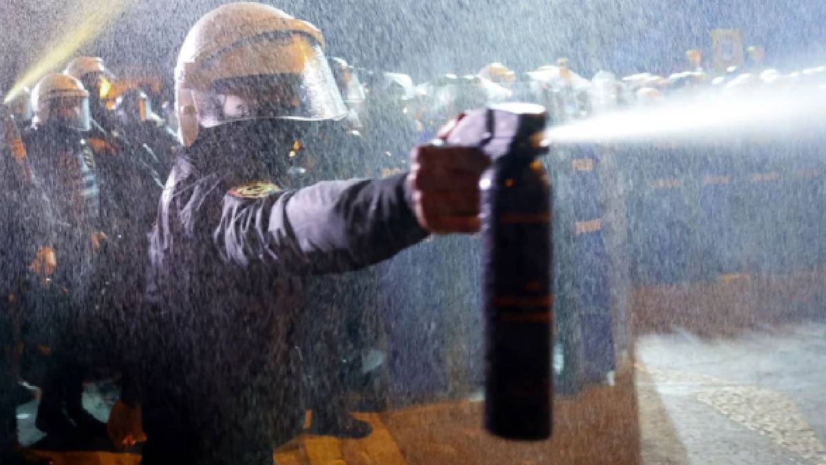 İstanbul dünya gündeminde: Reuters protestoları fotoğraflarla duyurdu