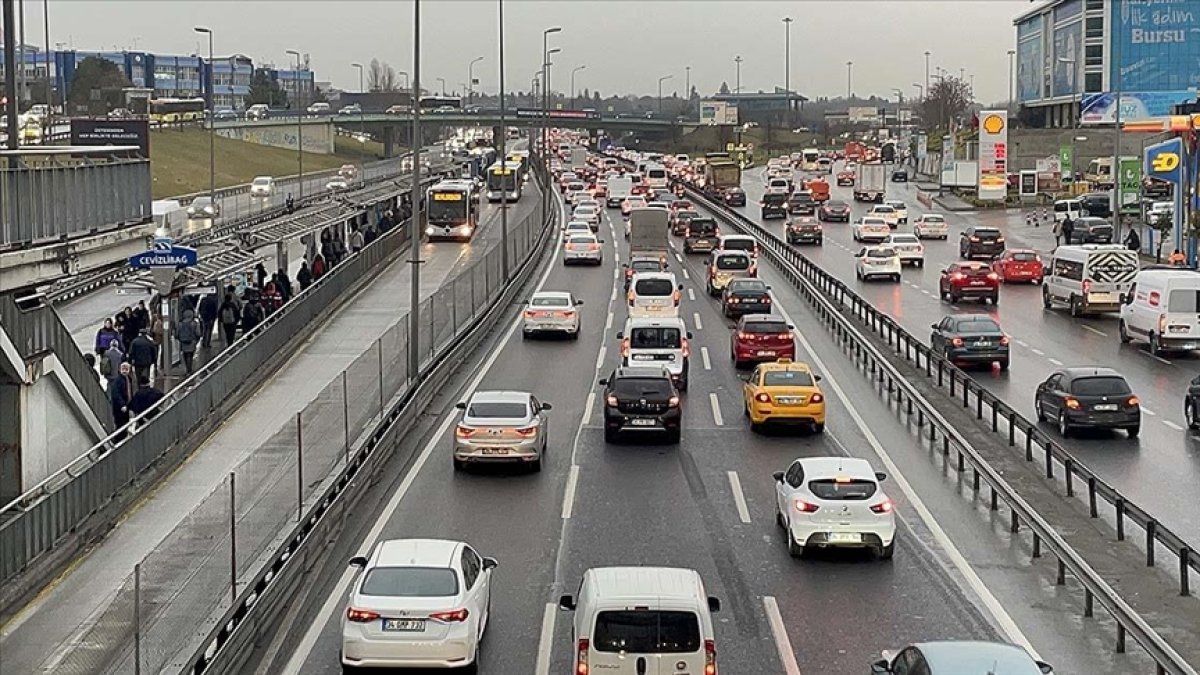İstanbul'da trafik yoğunluğu yüzde 71’e çıktı