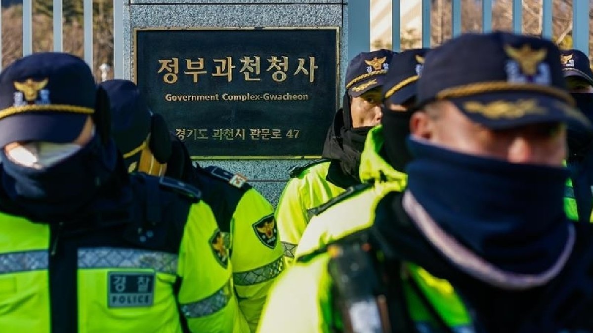 Güney Kore’de mahkeme azli reddetti: Başbakanlıktan uzaklaştırılan Han, görevine iade edilecek