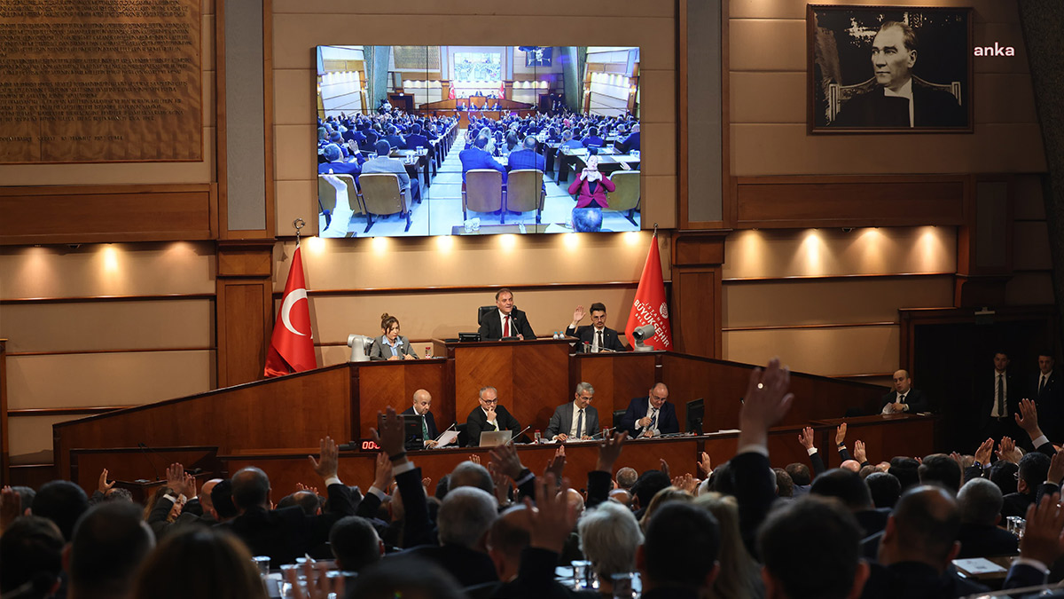 İBB Meclisi’nin olağanüstü toplantısı iptal edildi