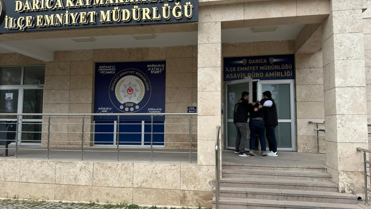 Saraçhane’deki protesto gösterisinde polise tehdit: Şüpheli Kocaeli’de gözaltına alındı