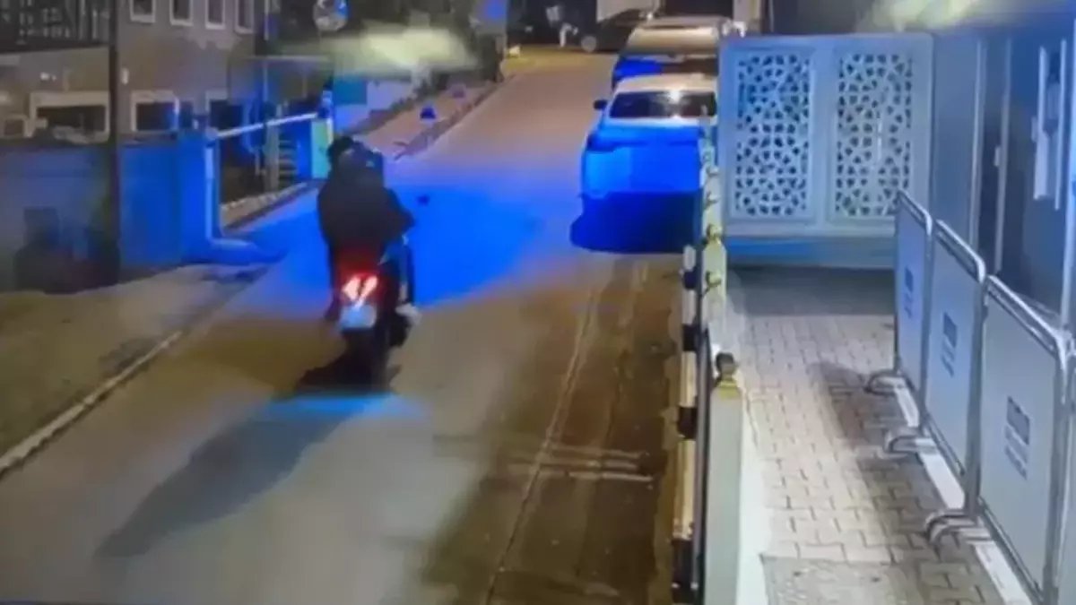 Irak Konsolosluğu’na silahlı saldırı anlarının görüntüsü ortaya çıktı